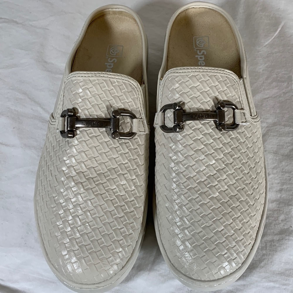 NWOT Spenco Orthotic Durham Slides, 8B